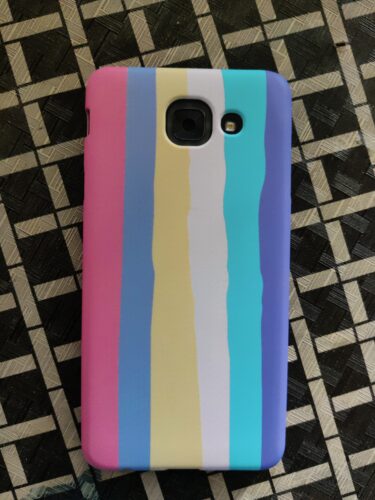 Rainbow Classic Printed Matte Hard Case photo review